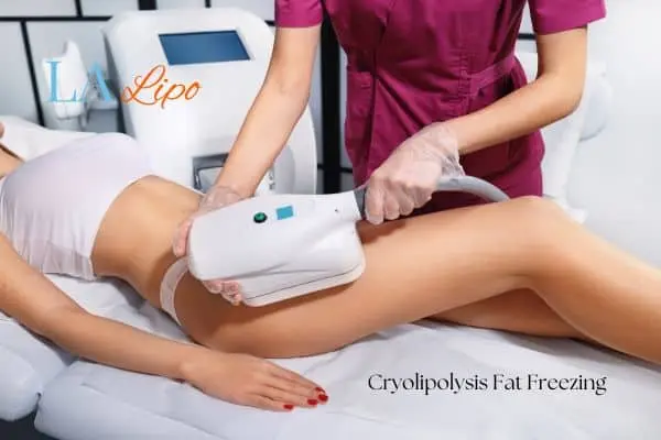 Woman receiving coolsculpting Camberley treatment on her thighs
